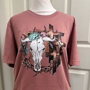 Graphic Tee with Skull and Floral Design